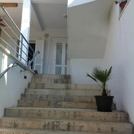 Apartments By The Sea Hvar Town