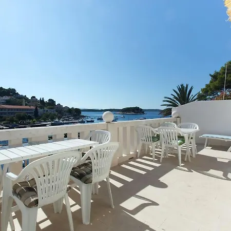Apartments By The Sea * Hvar Town