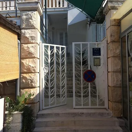 Apartments By The Sea * Hvar Town