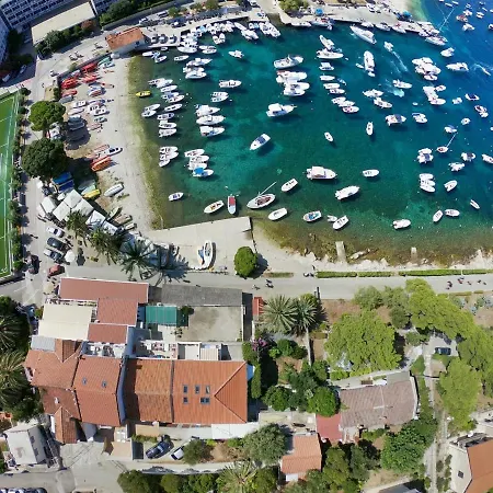 Apartman Apartments By The Sea Hvar Town
